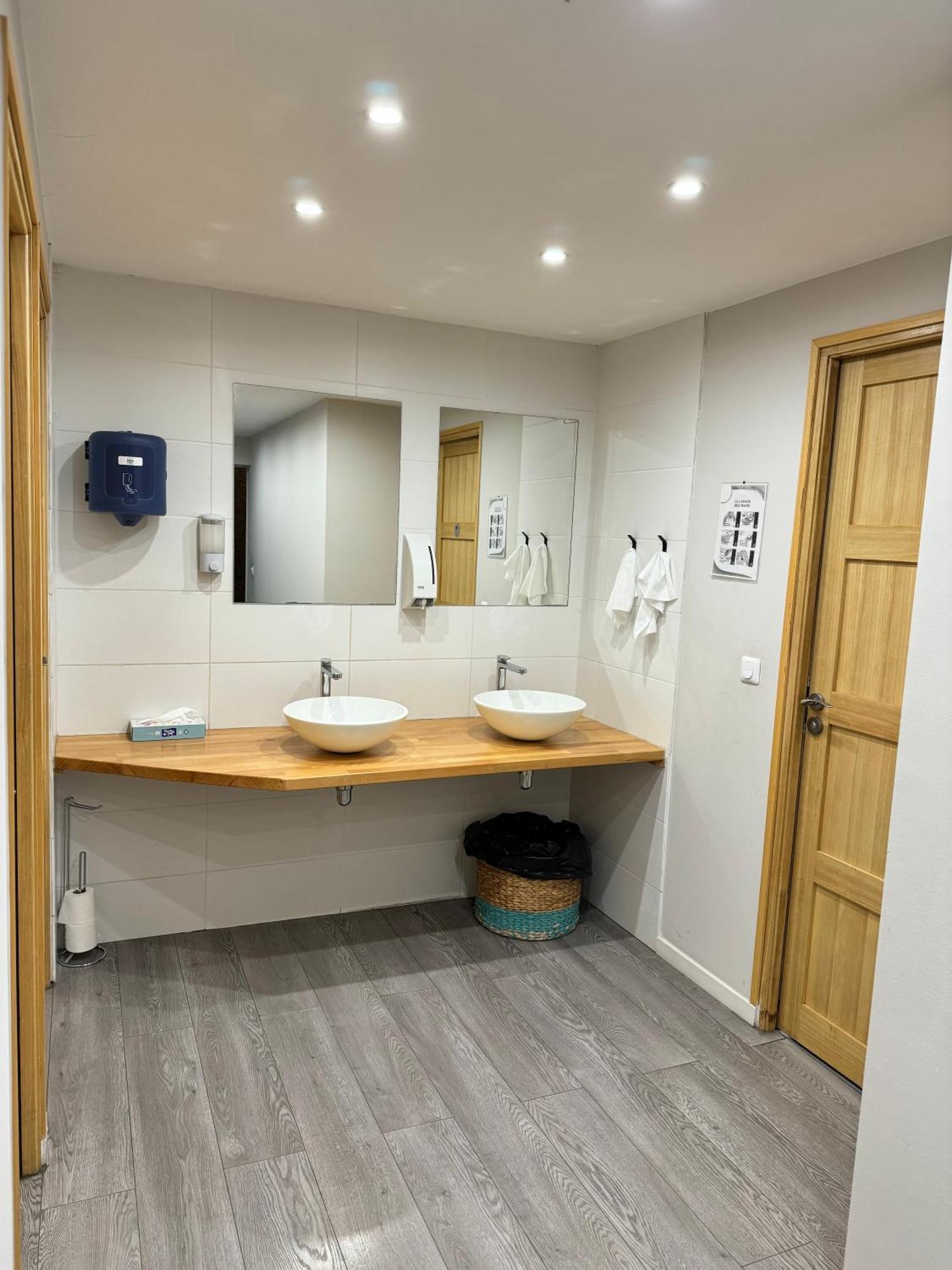 Worldroom Chambre Privee Avec Espace Commun Perpignan Dış mekan fotoğraf