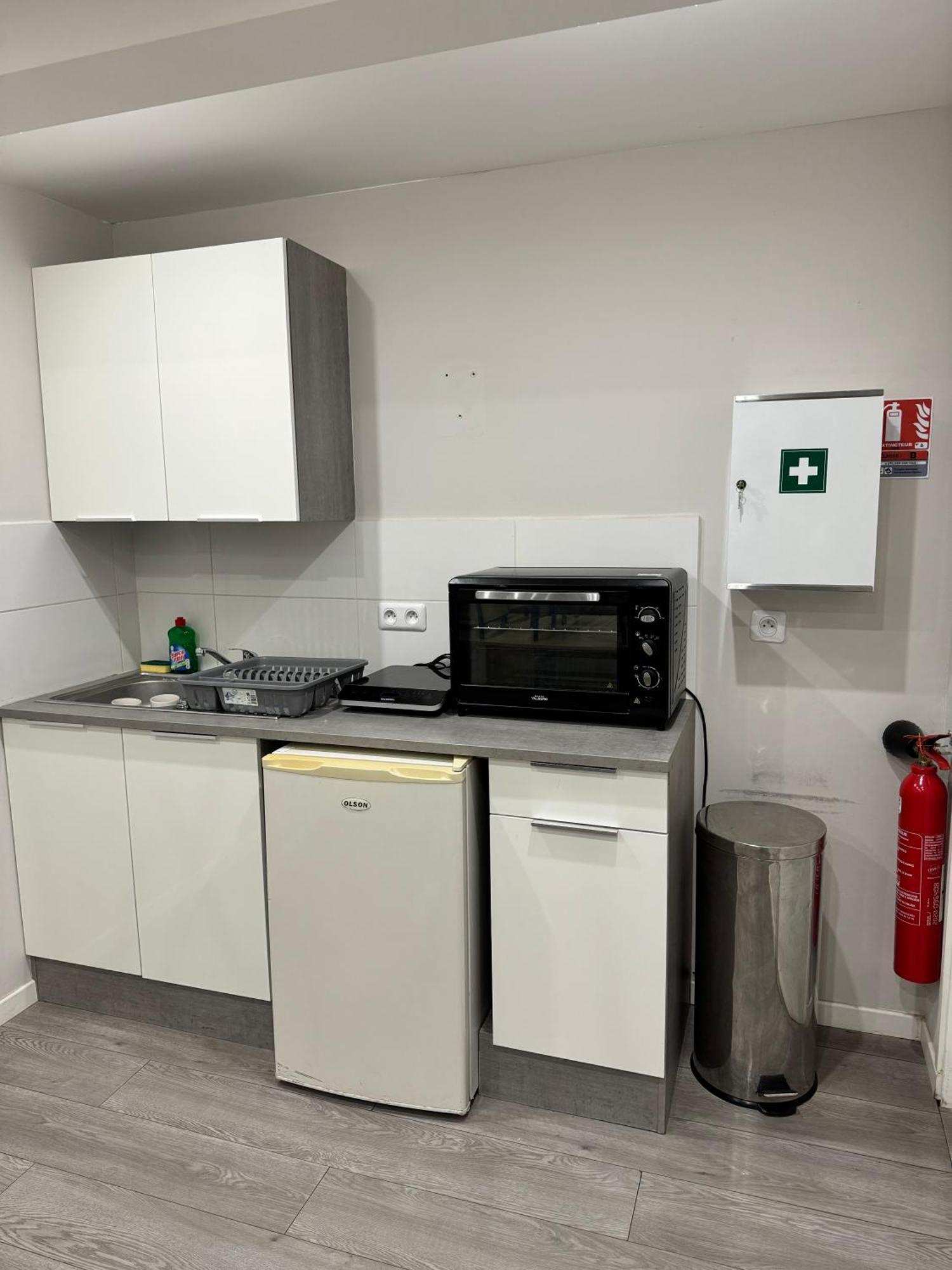 Worldroom Chambre Privee Avec Espace Commun Perpignan Dış mekan fotoğraf