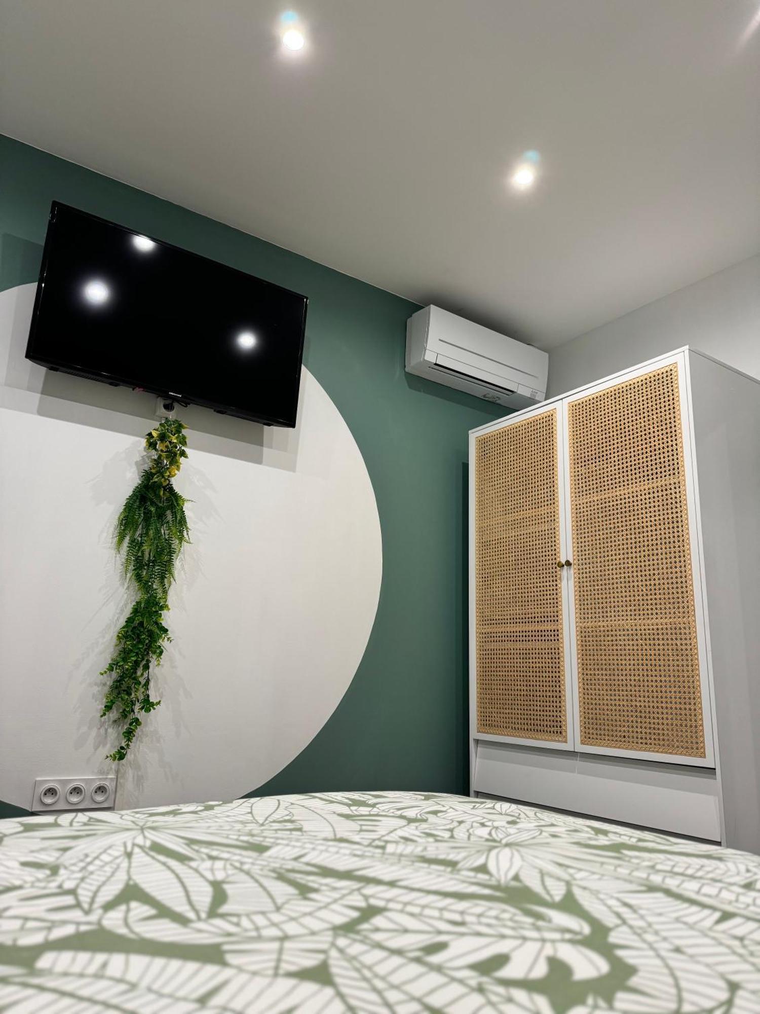 Worldroom Chambre Privee Avec Espace Commun Perpignan Dış mekan fotoğraf