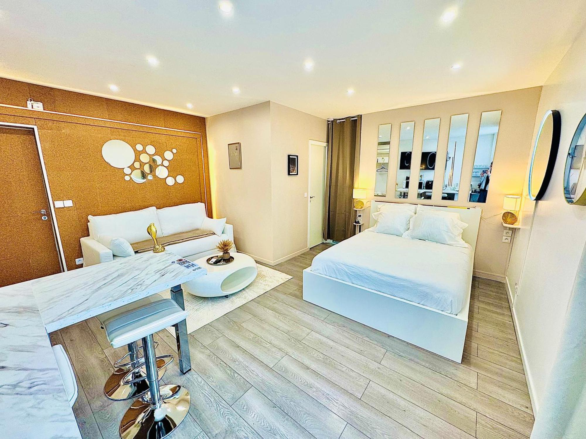 Worldroom Chambre Privee Avec Espace Commun Perpignan Dış mekan fotoğraf