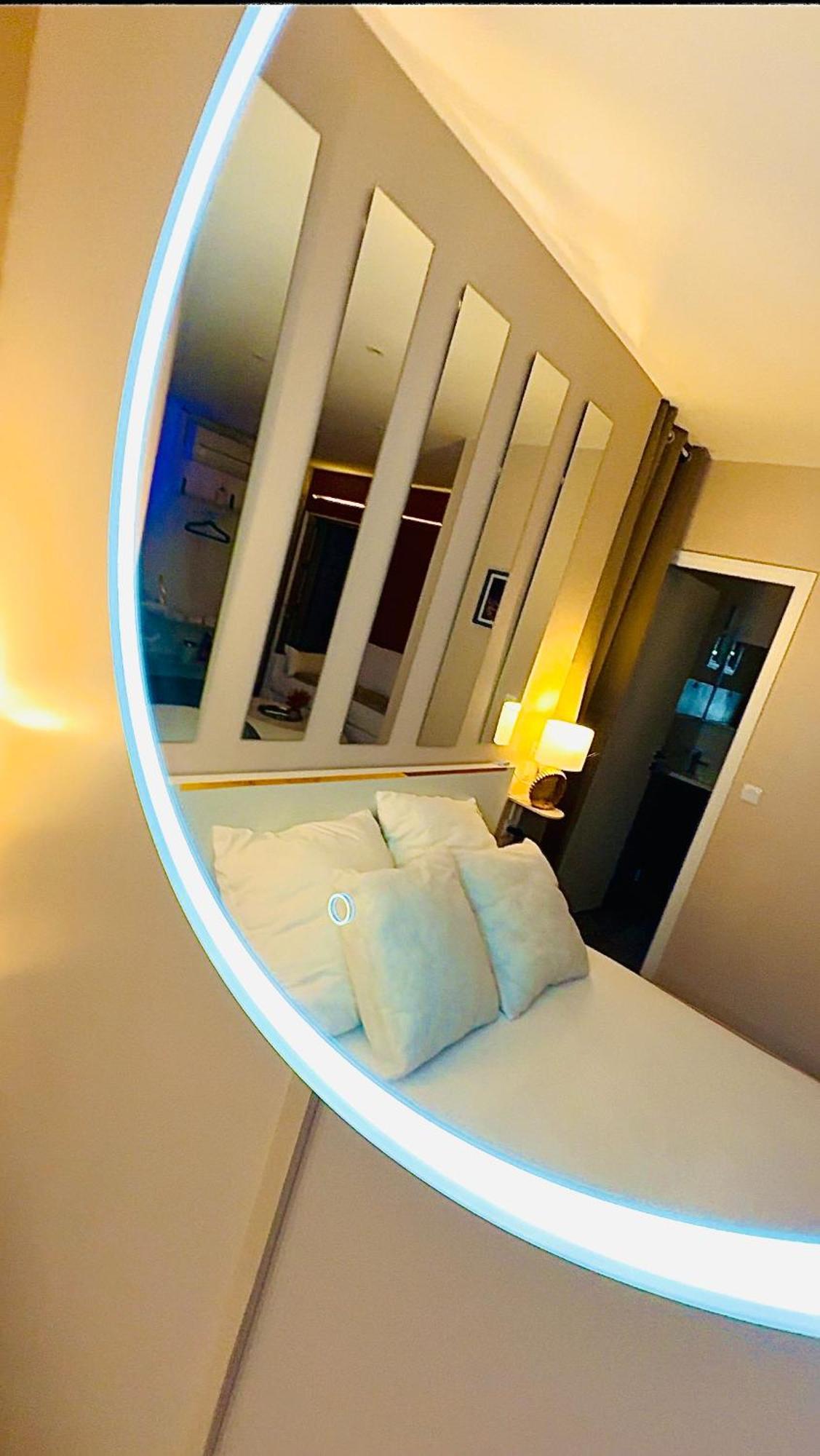 Worldroom Chambre Privee Avec Espace Commun Perpignan Dış mekan fotoğraf